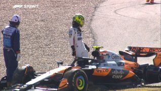Problemas en el paraíso: McLaren y un incidente que dejó afuera a sus dos pilotos. Problemas en el paraíso: McLaren y un incidente que dejó afuera a sus dos pilotos.