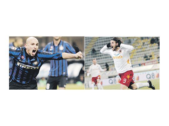 Esteban Cambiasso se desgañita en el grito de su gol, mientras que Daniel Osvaldo prefiere emular a Riquelme con el «Topo Gigio». Los delanteros argentinos estuvieron afilados y se hicieron presentes en el marcador.