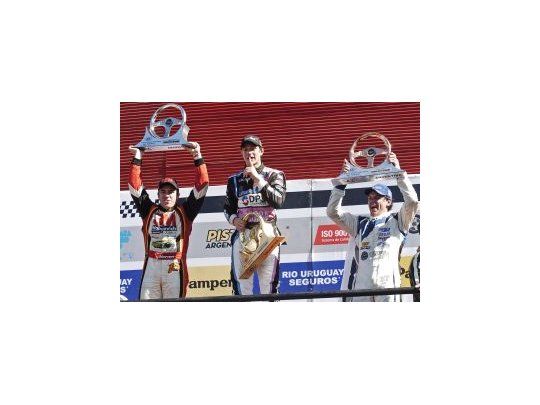 Giallombardo se quedó con la carrera en las Termas de Río Hondo.