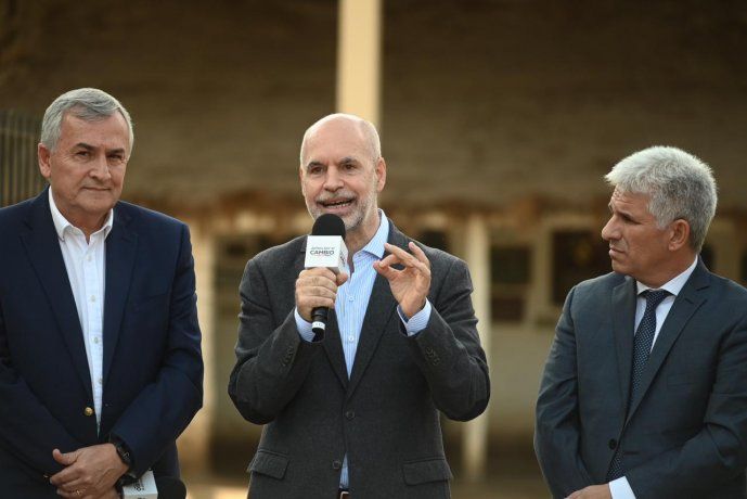 Horacio Rodríguez Larreta durante su recorrida electoral en San Luis.&nbsp;