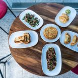 Buenos Aires ofrece todo tipo de opciones gastronómicas de platitos y tapas. Buenos Aires ofrece todo tipo de opciones gastronómicas de platitos y tapas.