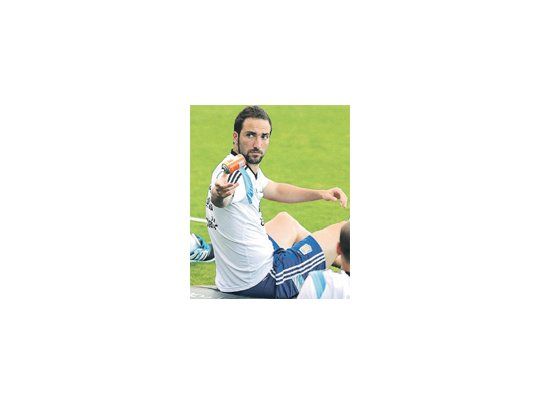 Gonzalo Higuaín, en un alto del entrenamiento argentino.