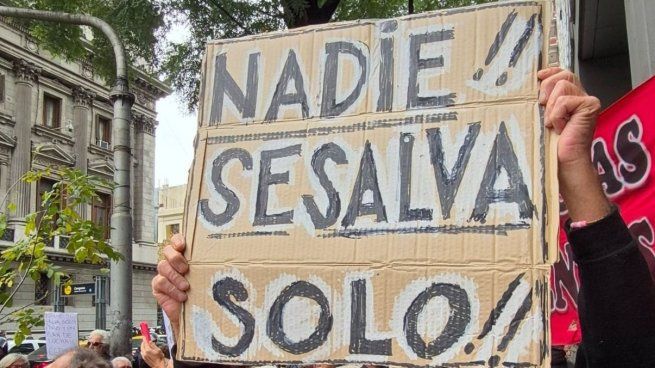 “The Eternaluta”, present in the march of retirees: the images