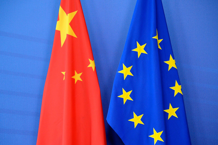 Bruselas busca replicar el modelo para reducir la brecha de 1.000 millones de euros diarios con China. Bruselas busca replicar el modelo para reducir la brecha de 1.000 millones de euros diarios con China.