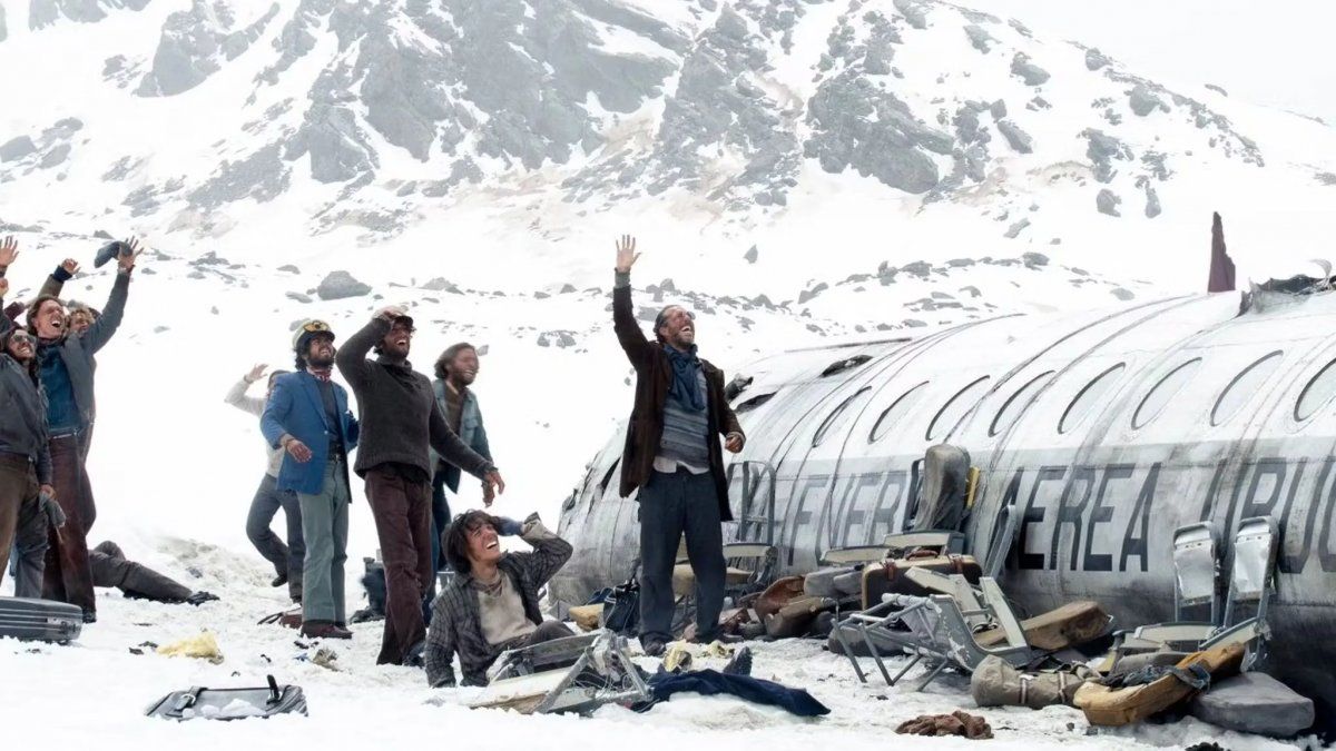 La sociedad de la nieve: todo lo que se sabe del film de Netflix sobre la  Tragedia de Los Andes, A 50 años del accidente aéreo, Página