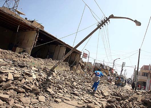 Terremoto en Perú: ascienden a más de 500 muertos y 1.600 heridos (foto 1)
