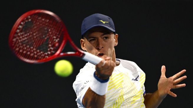 Sebastián Báez venció a Ben Shelton en el ATP de Auckland.