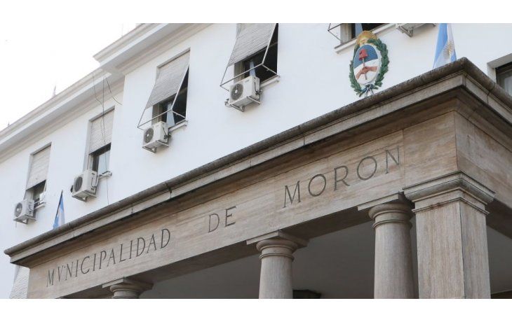 La municipalidad de Morón fue evacuado por una amenaza de bomba que ingresó por el 911