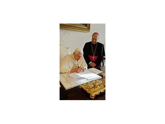 El Papa lanzó críticas a organismos internacionales