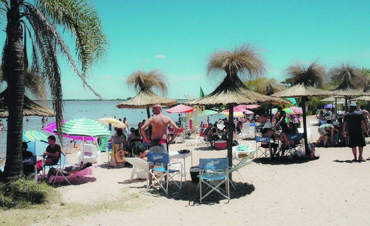 Gral. Belgrano. Distancia: 250 km. Tiempo estimado de viaje: 2:30 horas. Consumo de nafta: 24 litros.Costo aprox. Con peajes incluidos: $1.800.