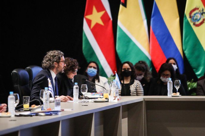 Santiago Cafiero: "Seríamos más débiles sin Mercosur".