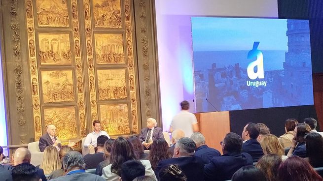 El expresidente José María Sanguinetti apuntó contra el estilo de Javier Milei en Argentina.