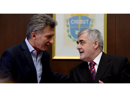 Macri y Das Neves, ante la Asamblea Legislativa.