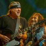 La Renga y AC/DC, el cruce que no será. La Renga y AC/DC, el cruce que no será.