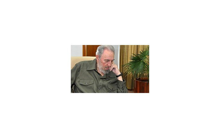 El ex presidente cubano, Fidel Castro, calificó a Nicolas Sarkozy de loco