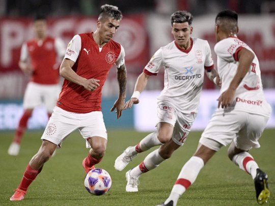 Suma poco. Independiente no puede ganar y Huracán desperdició la chance de meterle presión al líder Atlético Tucumán.