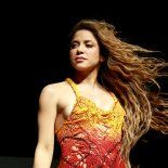 A una semana del show de Shakira, un trabajador perdió la vida en el montaje del escenario. A una semana del show de Shakira, un trabajador perdió la vida en el montaje del escenario.