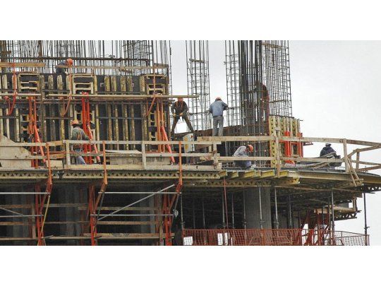 El empleo en la construcción subió 7,5% en abril