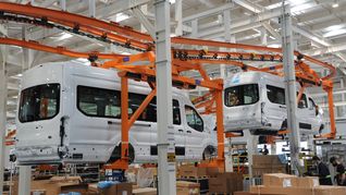 La industria automotriz alcanzó récords en ventas y exportaciones que superaron los u$s 500 millones. La industria automotriz alcanzó récords en ventas y exportaciones que superaron los u$s 500 millones.