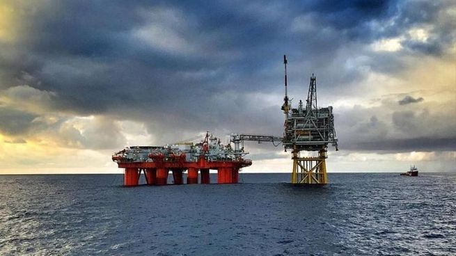 YPF y Shell podrán realizar trabajos de exploración de hidrocarburos en la plataforma continental de Uruguay.
