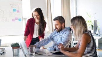 el gobierno porteno subsidiara a pymes que contraten a jovenes de entre 18 y 24 anos