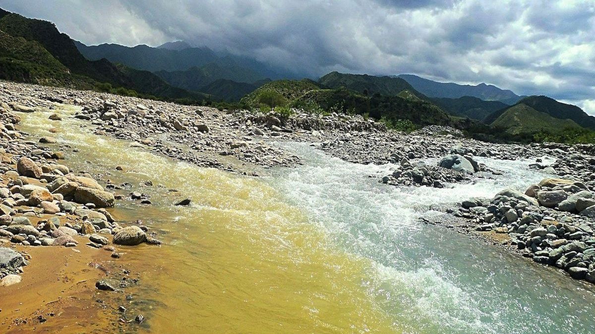 A river of yellow water?  know where this wonder of nature is located