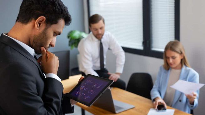 Quiénes están en la mira de las visitas domiciliarias del SAT y cómo blindar tu patrimonio