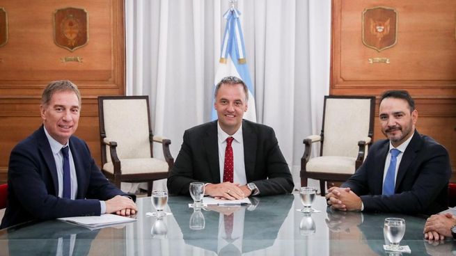 Santilli, Adorni y Valdés en Casa Rosada.&nbsp;