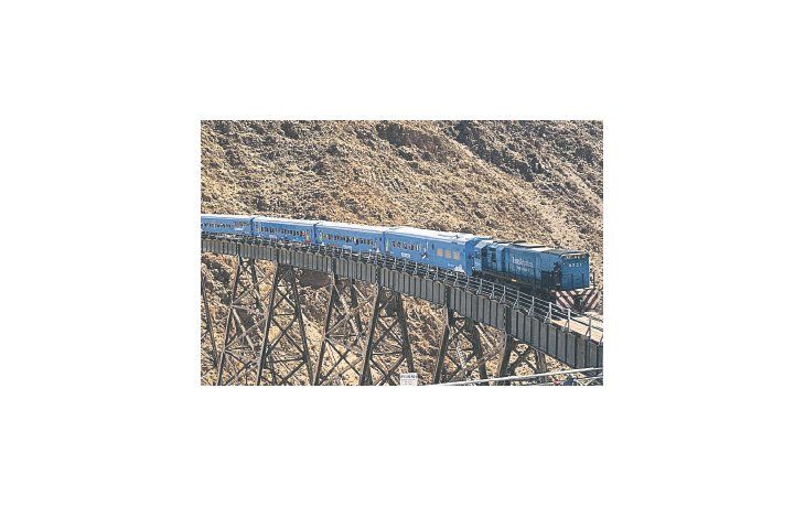 REGRESO. El histórico Tren a las Nubes volvió a funcionar este fin de semana, en una travesía que recorre 22 kilómetros.
