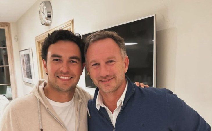 Checo P&eacute;rez con Christian Horner. El apoyo del jefe de Red Bull fue fundamental para la continuidad del piloto mexicano en la escuder&iacute;a austr&iacute;aca.