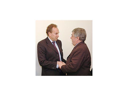 Marcelo Mindlin (Pampa Holding) y Mario das Neves, gobernadorde Chubut.
