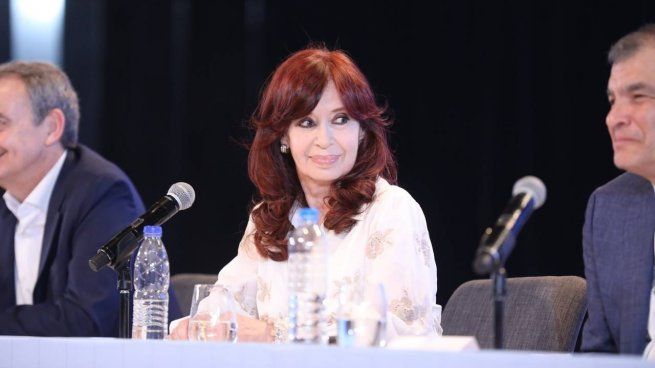 Cristina Kirchner Grupo Puebla.jpeg