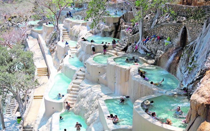 El paraíso de aguas termales ideal para una escapada cerca de CDMX