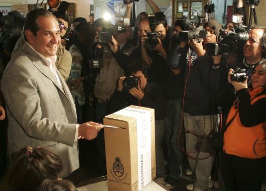 Tucumán: José Alperovich fue reelegido por amplia mayoría el 28 de agosto.