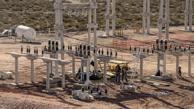 Apostar por la electrificación no es solo una mejora técnica: es una decisión estratégica para convertir el potencial de Vaca Muerta en progreso real, sustentable y duradero.
