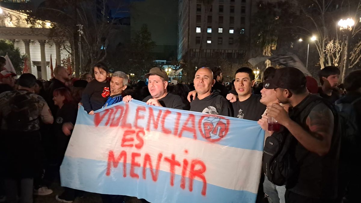 Postas sanitarias y 1.500 efectivos: así será el operativo de seguridad por el velatorio del Indio Solari en Avellaneda