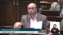 El diputado del Frente Amplio, Nicolás Viera, está a cargo de la interpelación a Bustillo y Arbeleche por la delegación uruguaya de la CTM de Salto Grande.