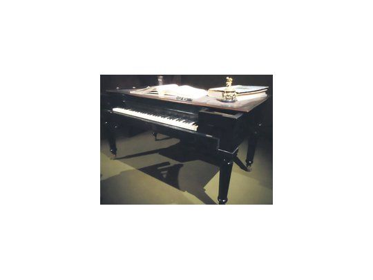 El piano-escritorio de la célebre firma Pleyel que perteneció a Massenet, autor de «Manon» y «Werther».