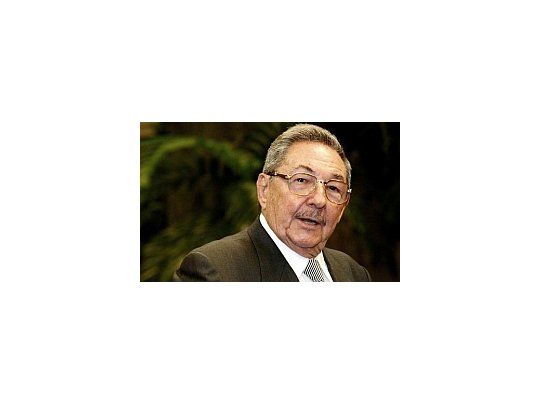 El presidente cubano negó que el estado evalué ceder la propiedad privada a la población