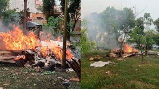 La avioneta, prendida fuego en plena plaza de San Pablo