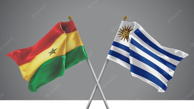 Uruguay y Ghana se enfrentarán este viernes a las 12 del mediodía y definirán quién pasa a octavos de final del Mundial Qatar 2022. (Foto: Freepik)