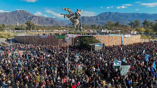 En La Rioja hubo una importante concentración en el Parque de las Juventudes. 