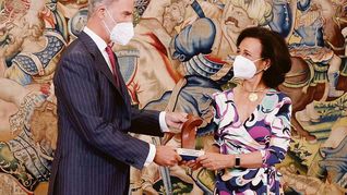 distincion para ana botin