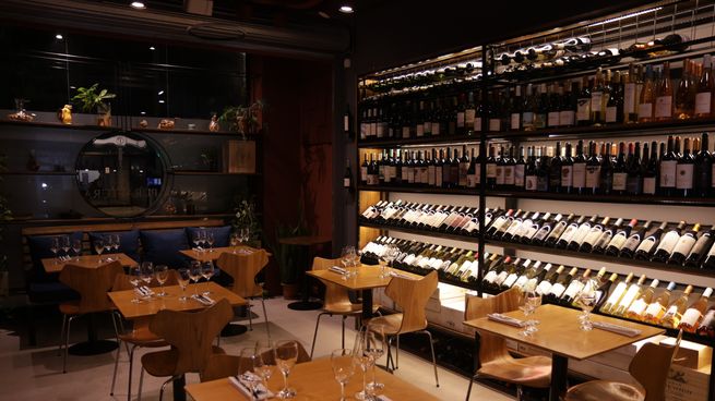 Puraltura destaca por su cocina basada en el producto y pensada para acompañar una selección de vinos profundamente federal.
