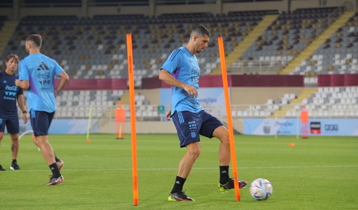 Guido Rodríguez vuelve a entrenar con la selección con vistas a los dos amistosos por fecha FIFA. Guido Rodríguez vuelve a entrenar con la selección con vistas a los dos amistosos por fecha FIFA.