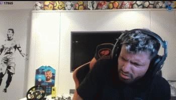 sergio agüero: se viralizo un video que demuestra que jugo con la rodilla lesionada
