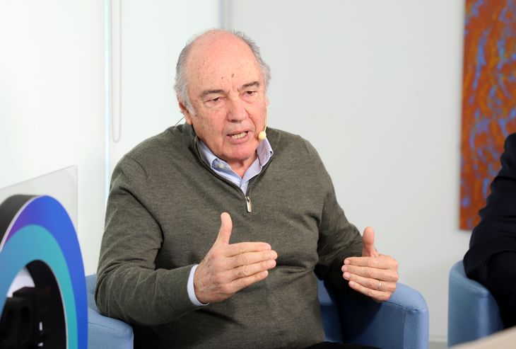 Sánchez Zinny consideró necesario aportar facilidades para impulsar el crédito hipotecario.