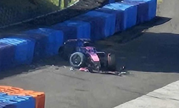 This was the Argentine car after the accident. This was the Argentine car after the accident.