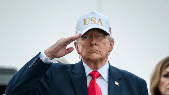 Trump se mostró honrado de estar destruyendo el régimen de desquiciados en Irán.