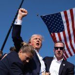 El atentado le abrió a Donald Trump una puerta más grande hacia la presidencia y una oportunidad para los inversores que se atrevan y sepan cómo aprovecharlo El atentado le abrió a Donald Trump una puerta más grande hacia la presidencia y una oportunidad para los inversores que se atrevan y sepan cómo aprovecharlo